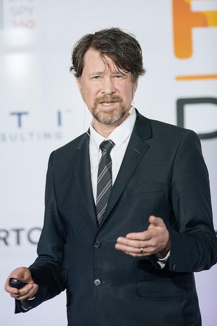hjelte.jpg