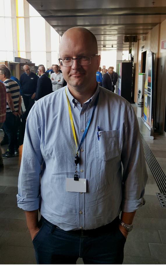 claes axelsson pixlr.jpg