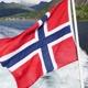 norsk flagga på båt.jpg