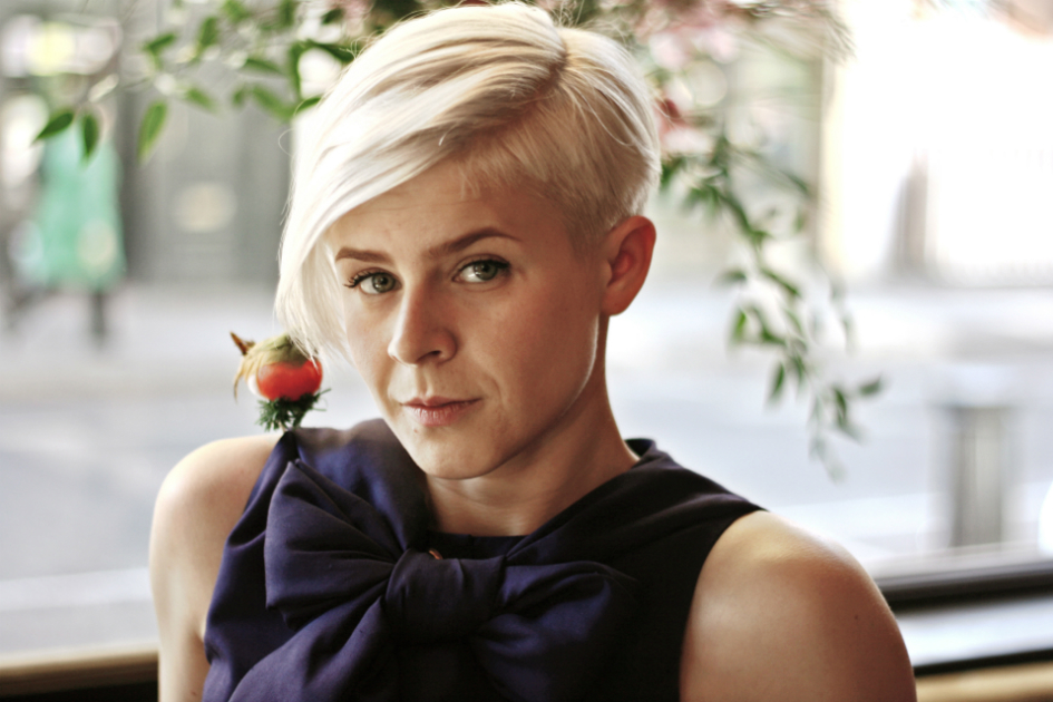Robyn pixlr.jpg