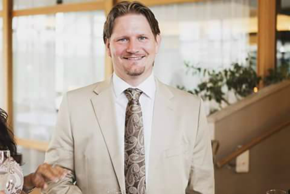 rogerhjelmjpg.jpg