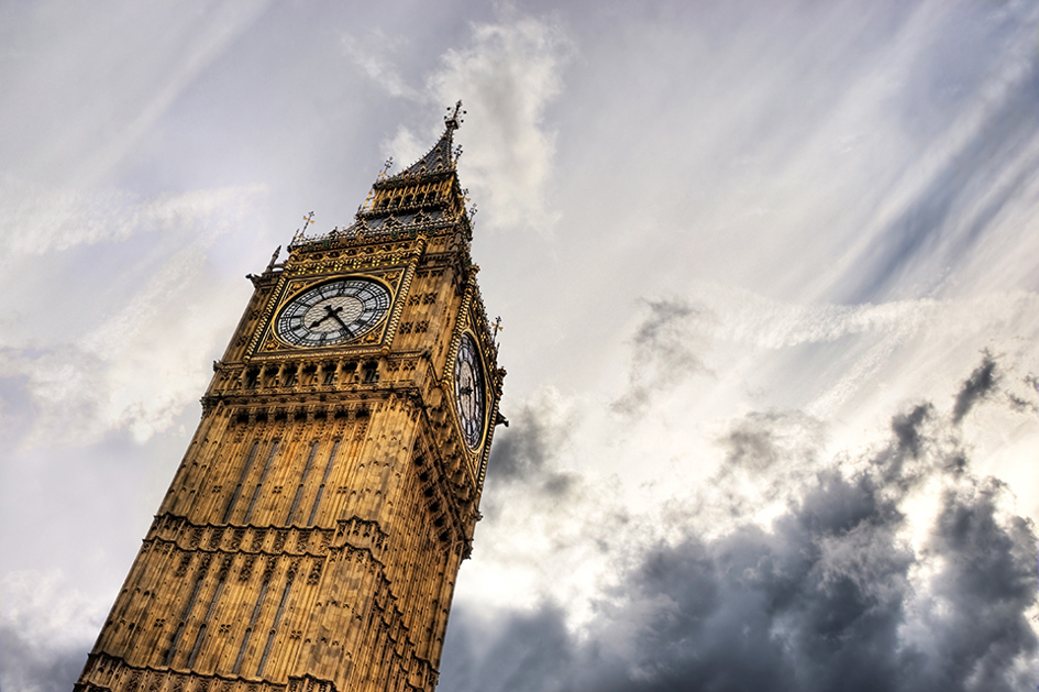 AdobeStock_39321858_RedHat_UKCloud-960x640.jpg