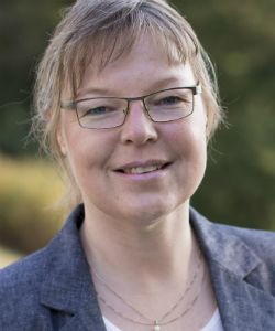 Karin - Porträttfoto_2.jpg