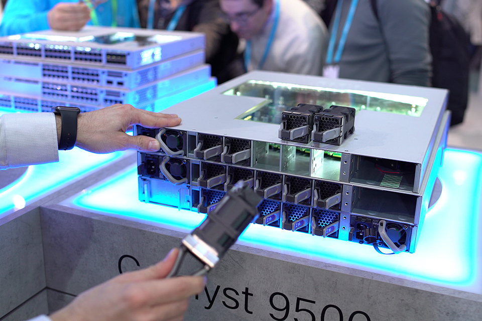 catalyst-9500-960640.jpg