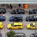 olika taxibilar står parkerade utanför hämtzon.jpg