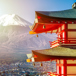 Mount Fuji Och Ett Japansk Hus I Förgrunden