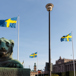 Svenska Flaggor Utanför Riksdagen