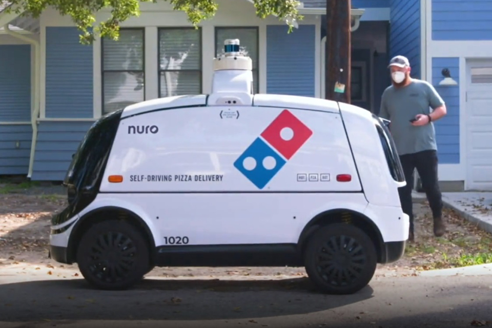 Dominos Självkörande Nuro